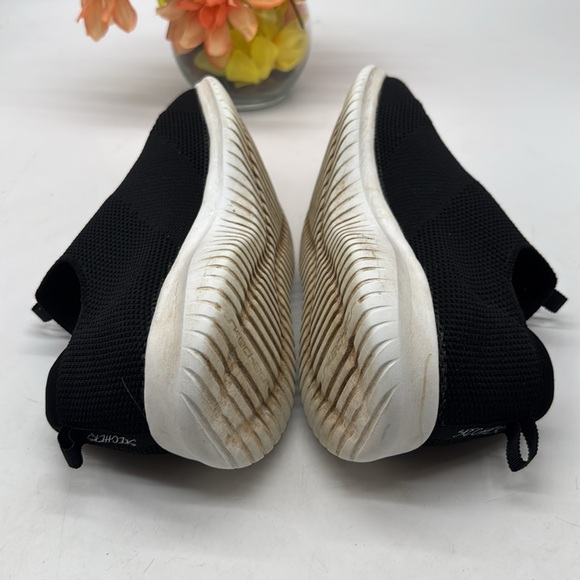 Skechers Black Knit Slip-On Shoes Lightweight Memory Foam Footbed Size 10 - Picture 4 of 6